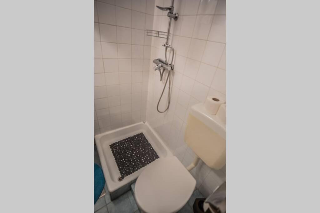 Studio Apartment Purple Sunset - 2+1 Башка-Вода Экстерьер фото
